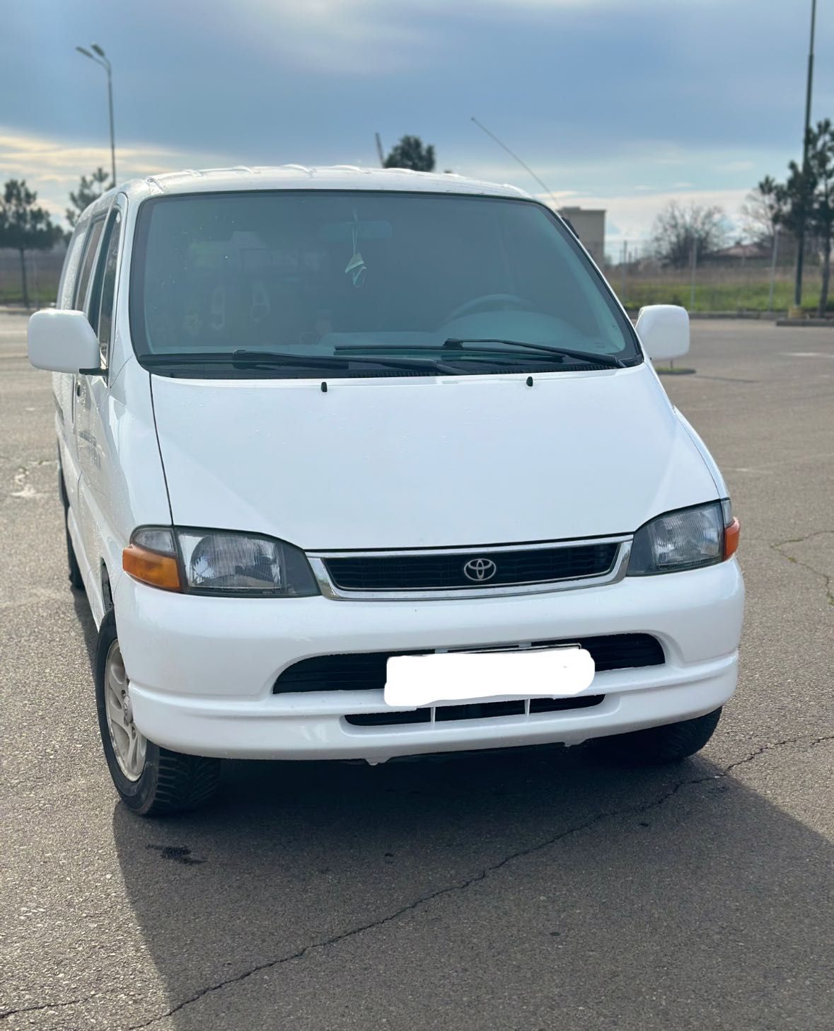 Продам Toyota Hiace