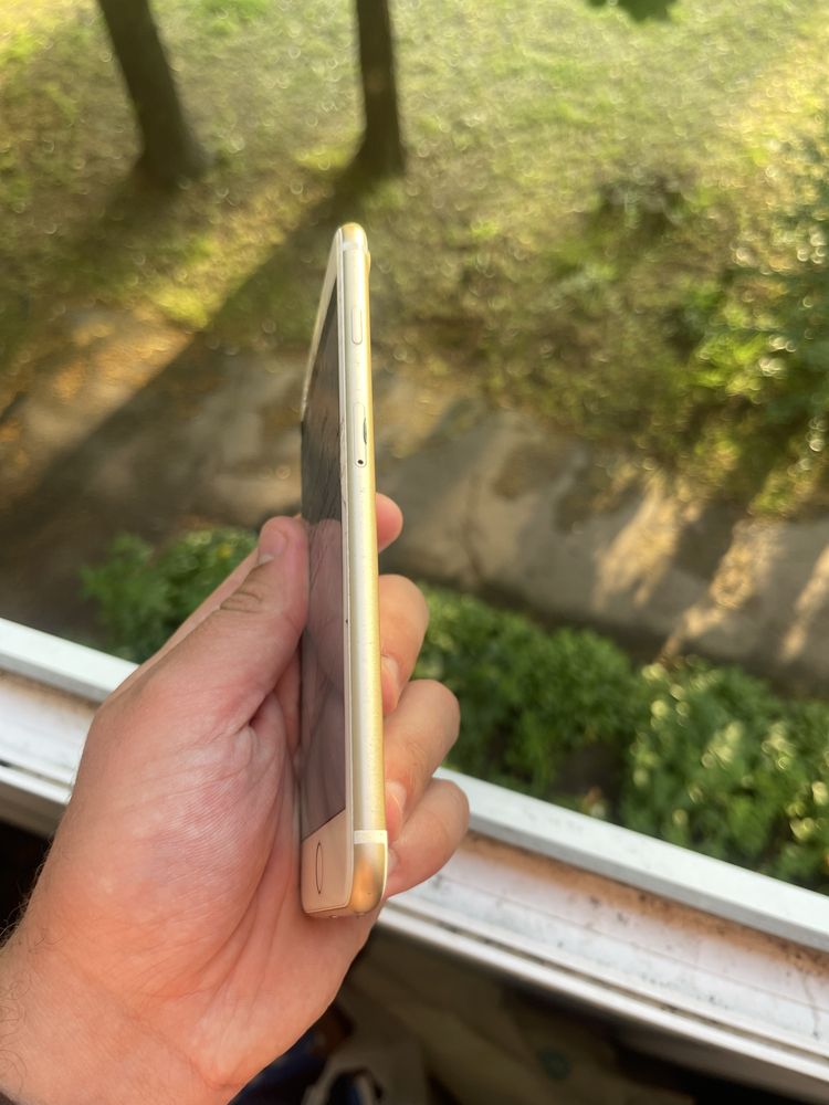 Продам Iphone 7 plus