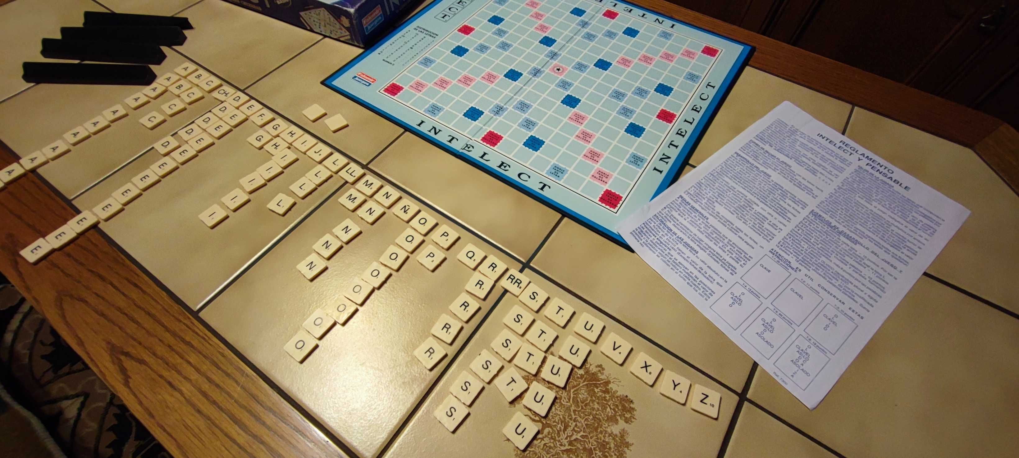 gra towarzyska INTELECT BASIC - jak scrabble - PO HISZPAŃSKU