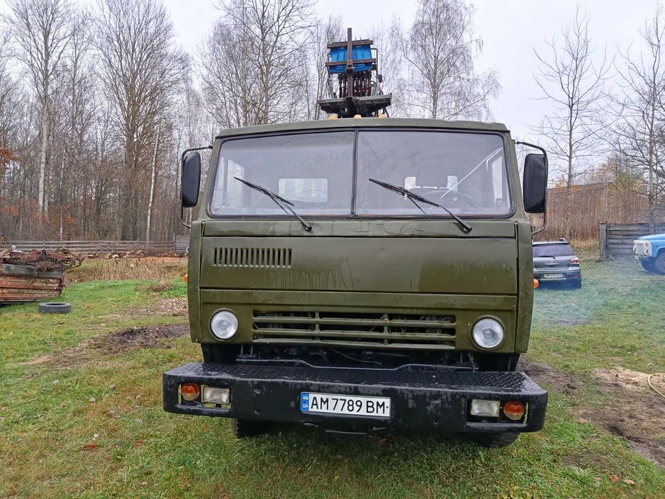 Продам камаз лісовоз