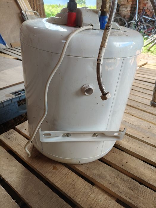 Sprzedam bojler elektryczny 50l