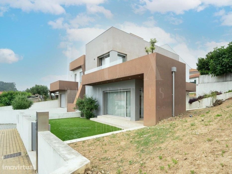 Moradia T5+1 | Antanhol, Coimbra