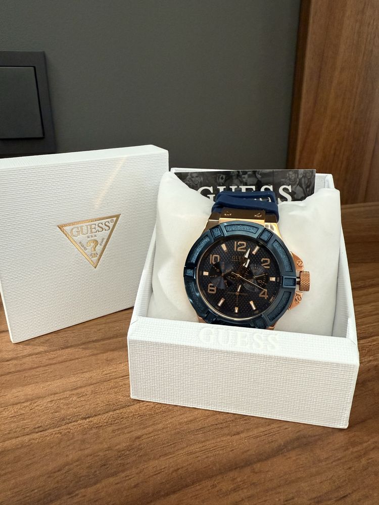 Продам годинник Guess