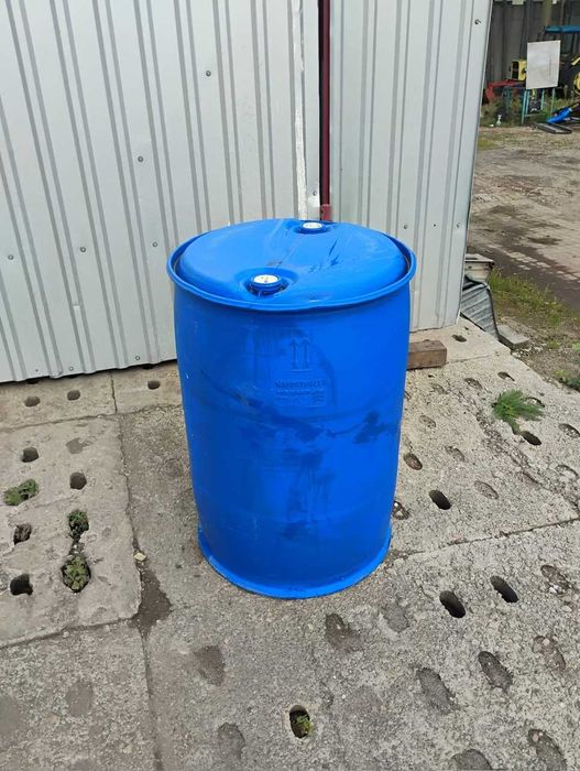 Beczki plastikowe 200l - czyste - jak nowe