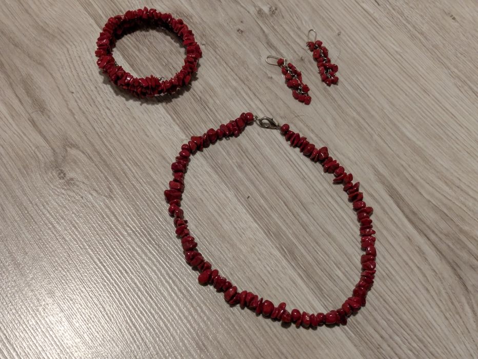 Pakiet 18x zestawów: kolczyki, naszyjniki i bransoletki cena za całość