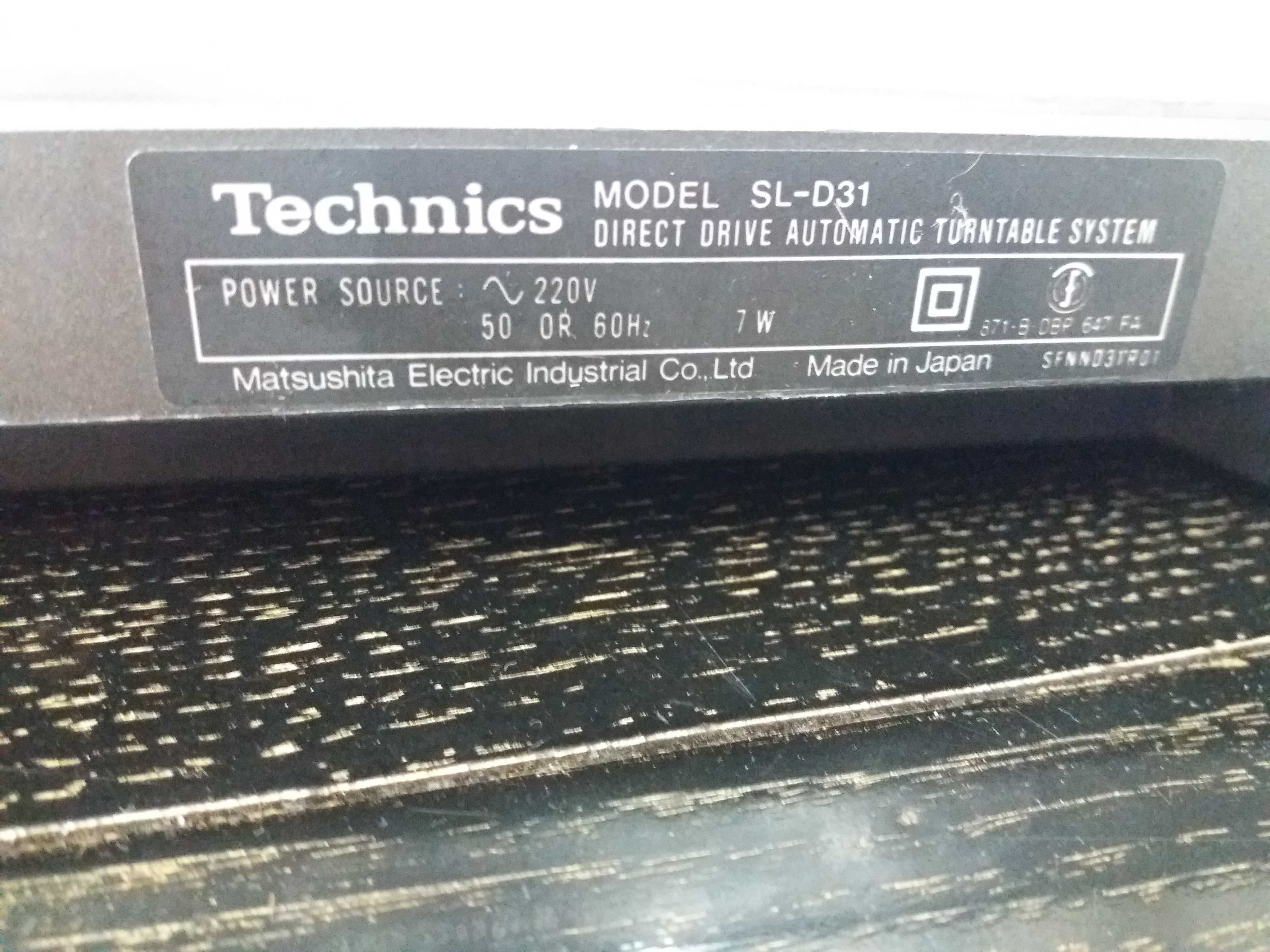 Aparelhagem technics a funcionar