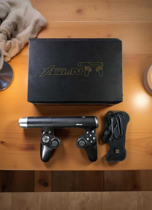 Ігровий джойстик для шутерів підходить до приставки і комп'ютера