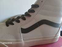 Ténis Vans novos em caixa