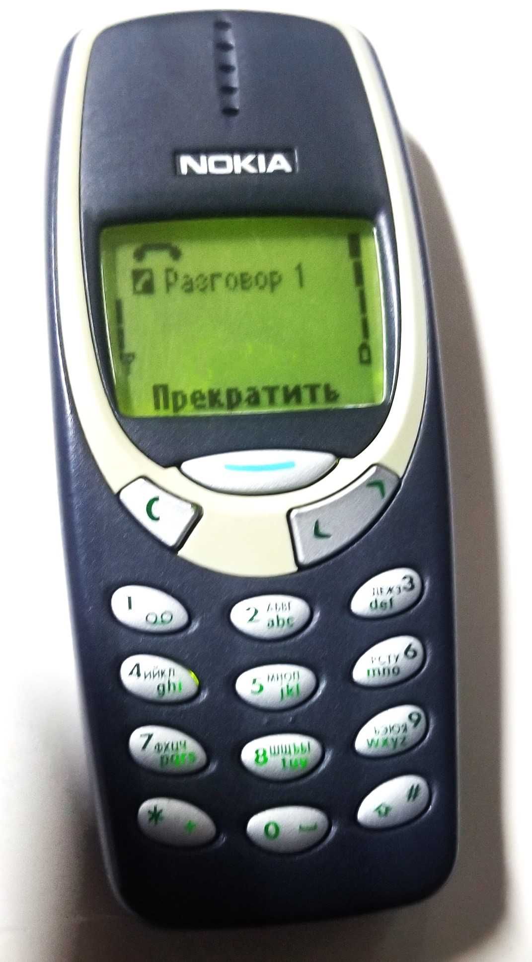 В колекцию NOKIA 3310 с зарядкой shar