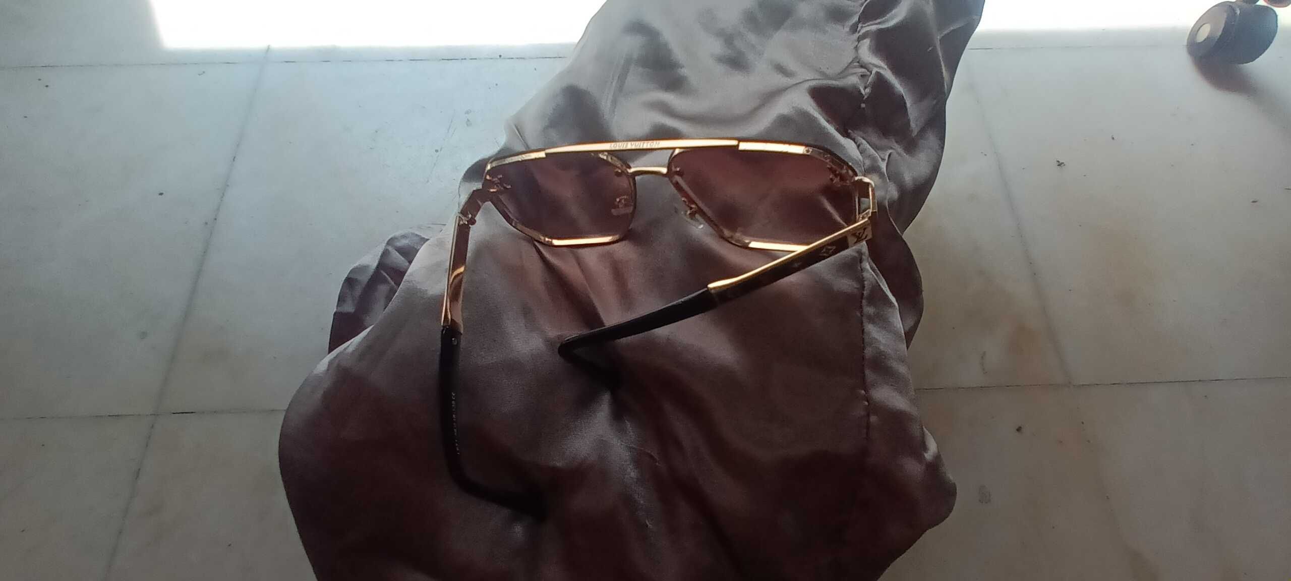 Óculos Louis Vuitton