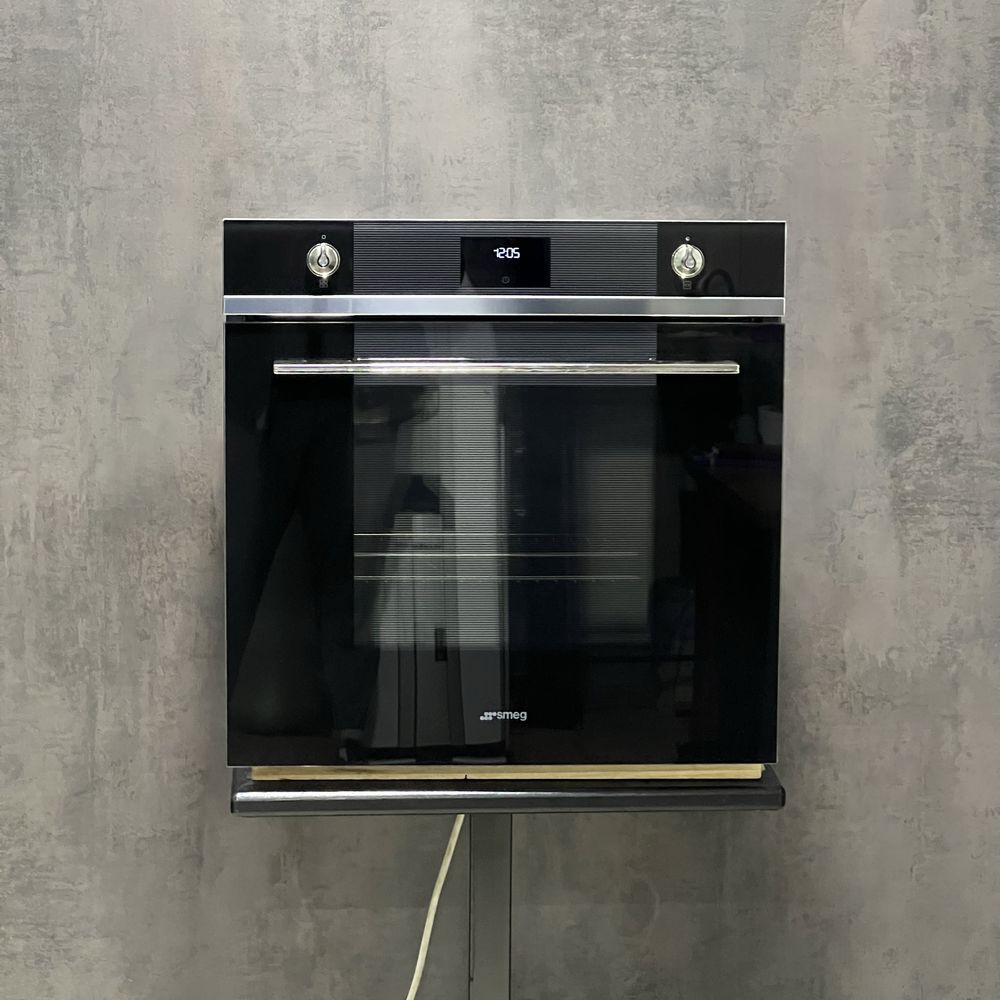 Духовой шкаф Smeg SOP6102TN чёрное стекло духовка духова шафа