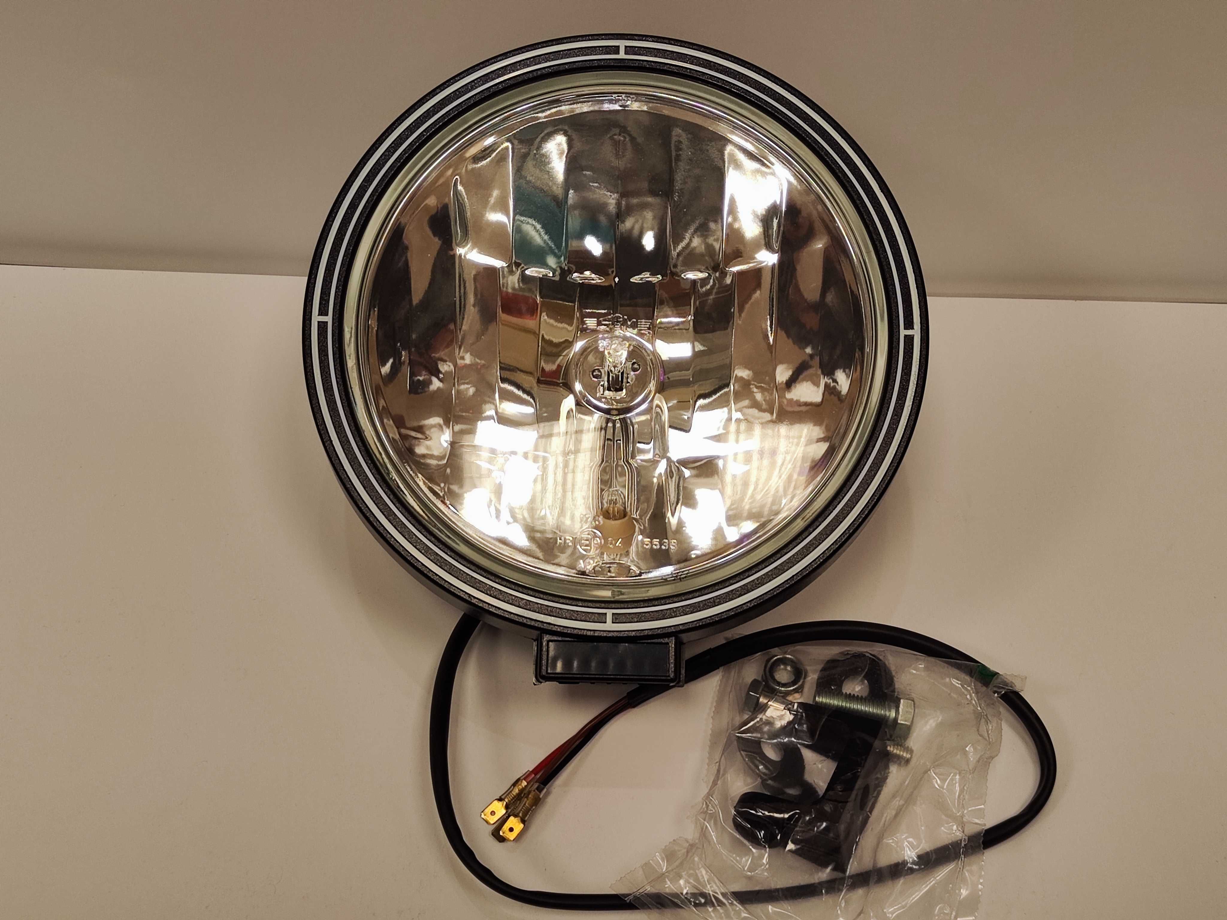 Lampa dalekosiężna halogen Diesel Technic okrągła 220mm z pozycją