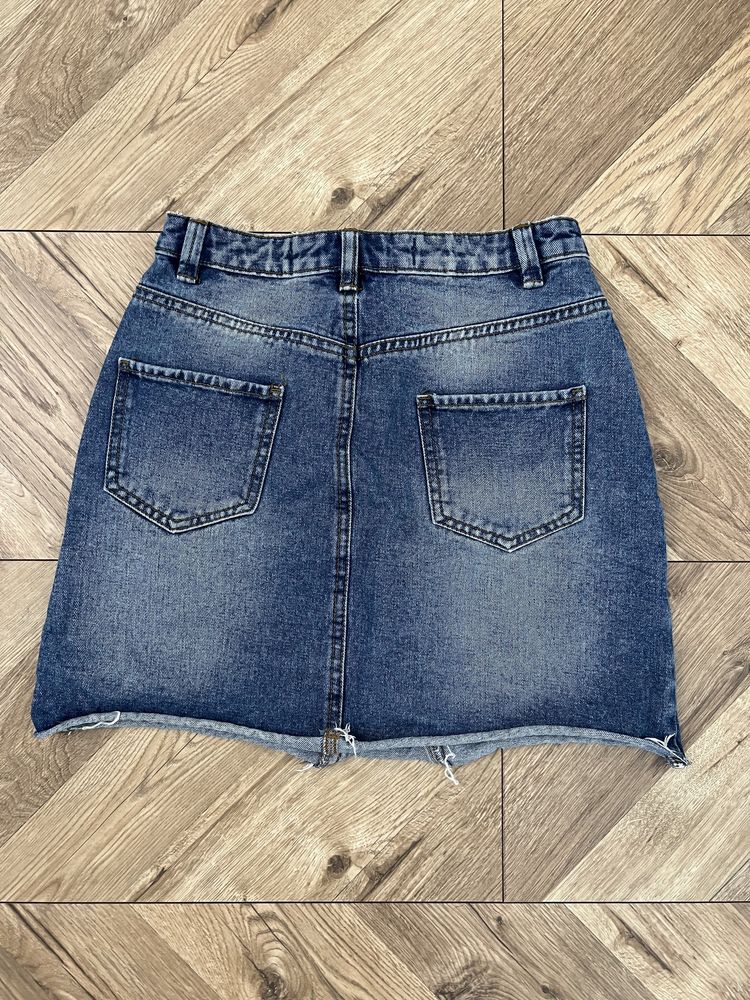 Spódnica dżinsowa jeansowa mini krótka 34 XS porwana