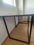 Secretaria com tampo de vidro preto com pés amovíveis 140x80CM