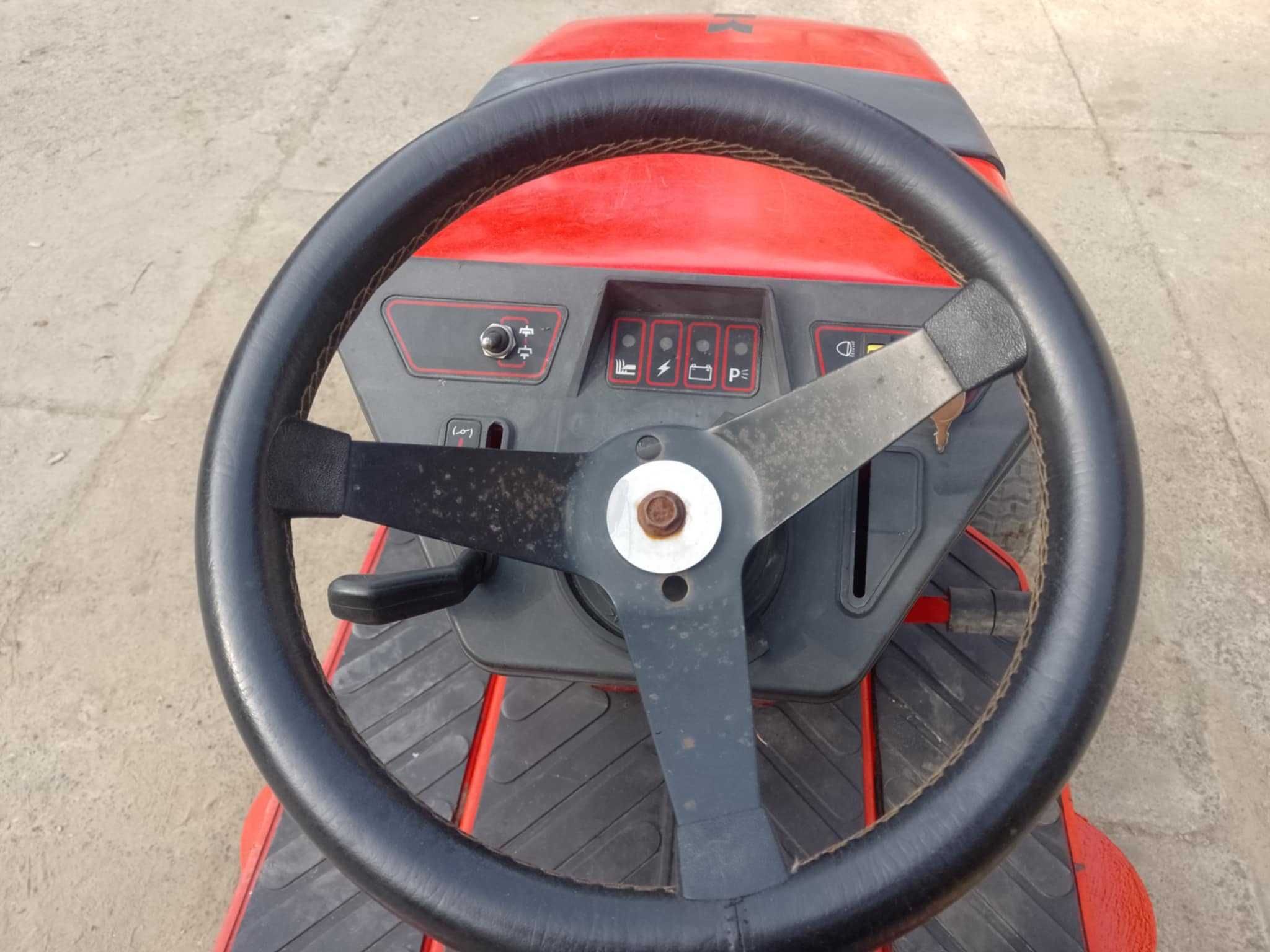 Traktorek kosiarka countax e130