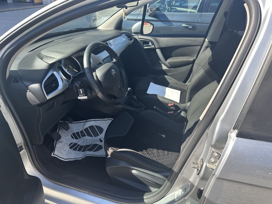 Citroen c3 1.1i com apenas 142000 kms