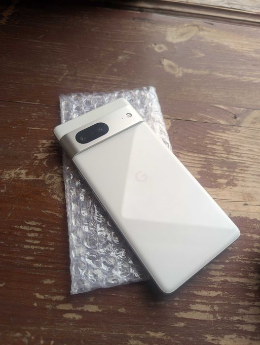 Google Pixel 7 8/128GB (Newerlock) в идеале