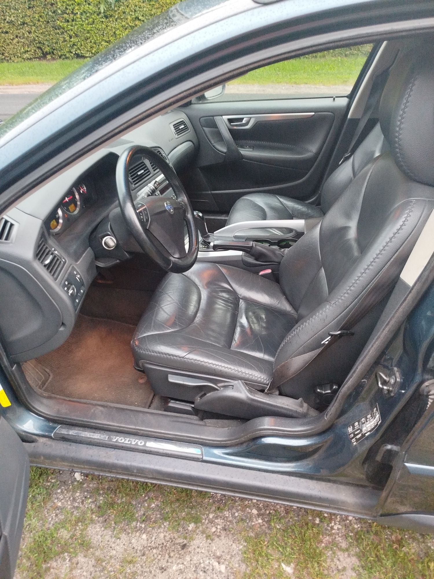 Volvo XC70 cross country