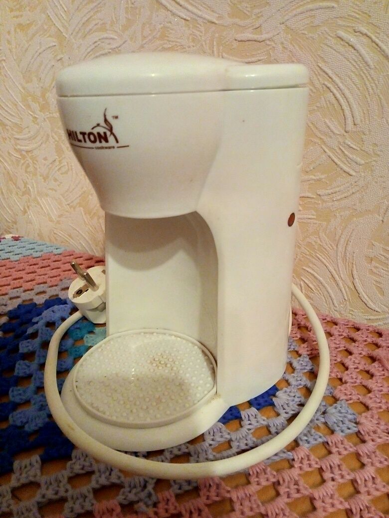 Продам кофеварку