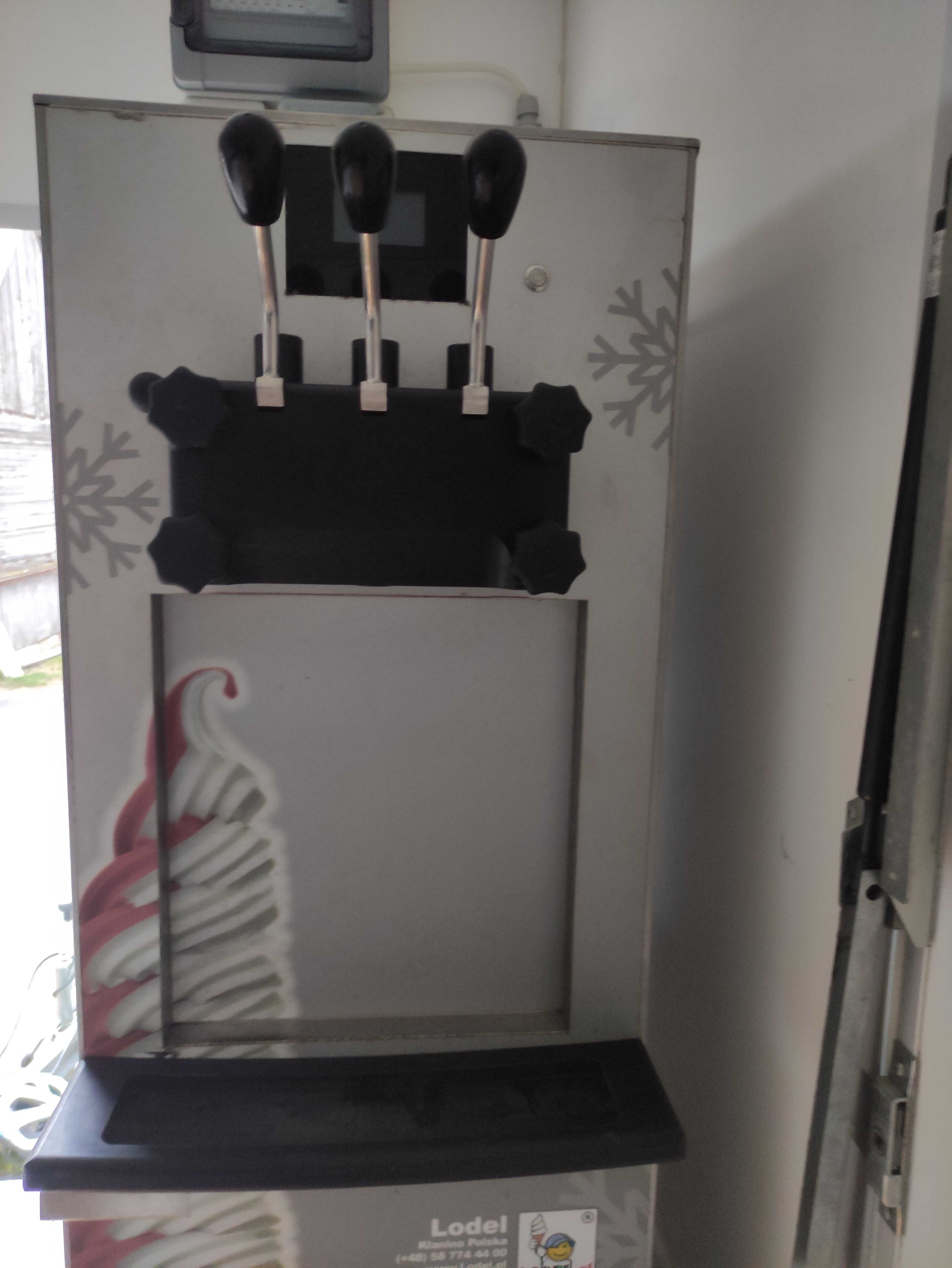 Automat do lodów świderków, firmy Lodel