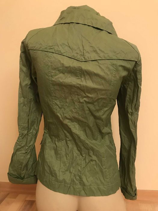 cienka kurteczka/wiatrówka Solar