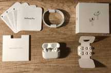 Słuchawki Apple Airpods 2Pro