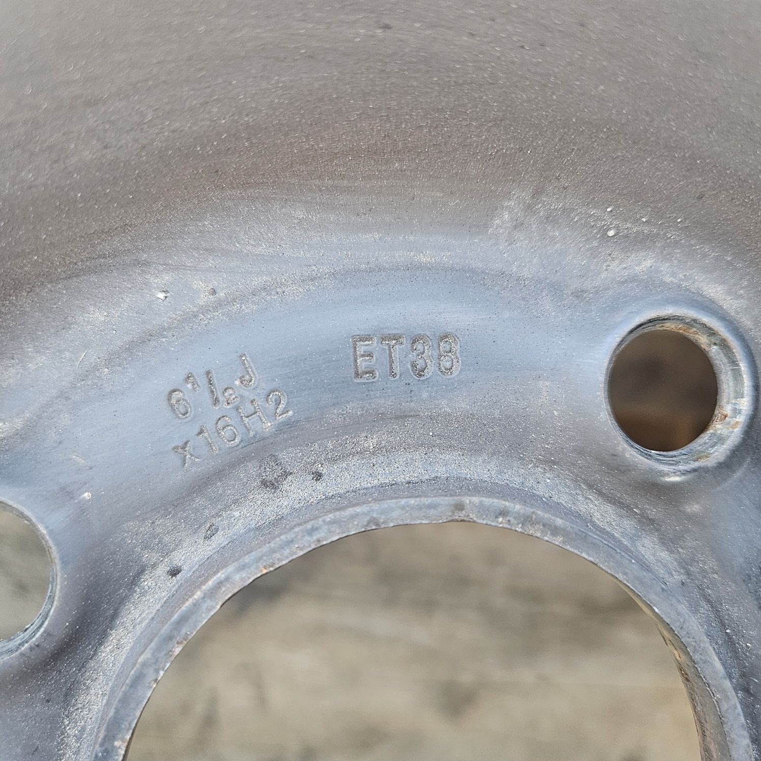 Felgi 16 Opel Corsa F 4x108 Peugeot Citroen DS ET38