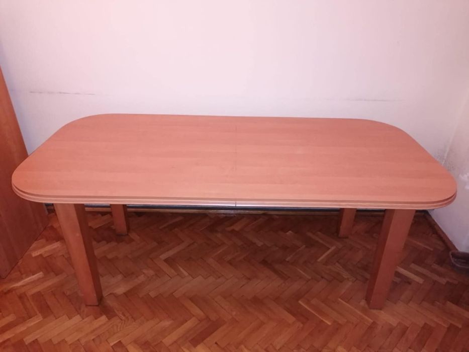 Sprzedam zestaw: stół + 6 krzeseł