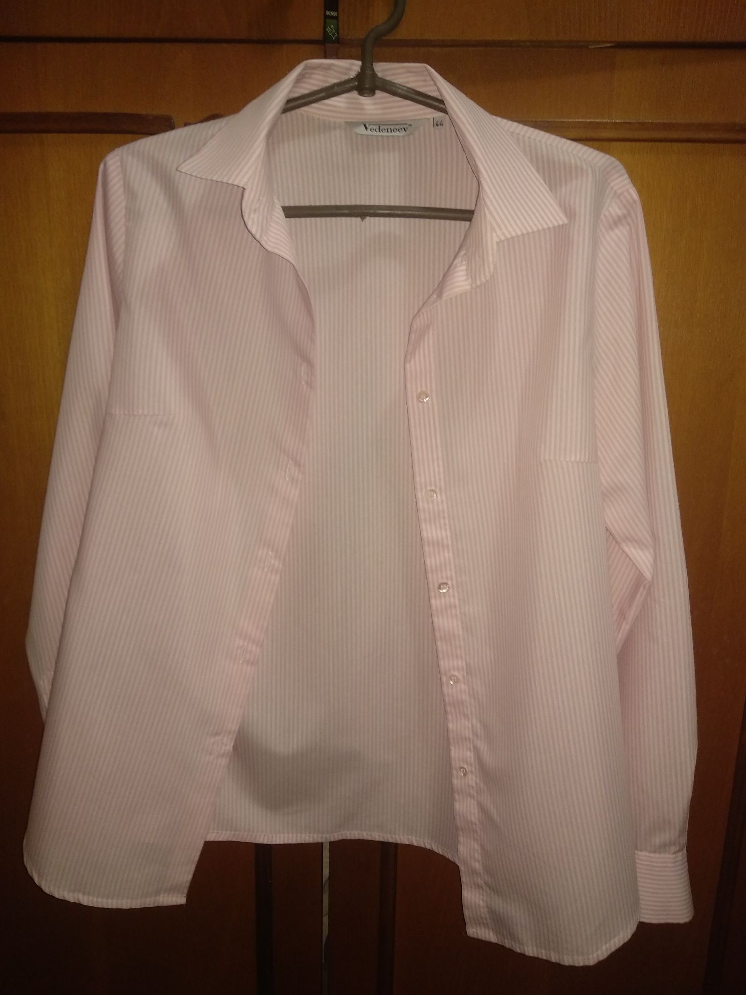 Рожево-біла рубашка у полоску 44 розміру