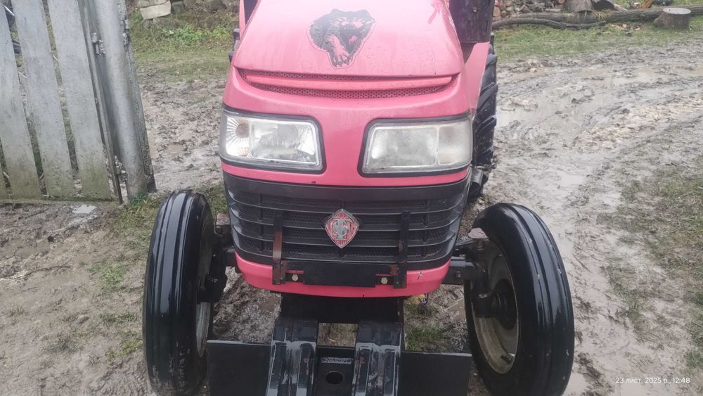 Трактор Mahindra fs240