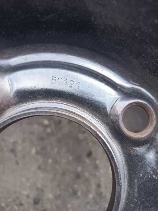 Koła orginalne całoroczne  4X108 Michelin 195x65 r15 OKAZJA