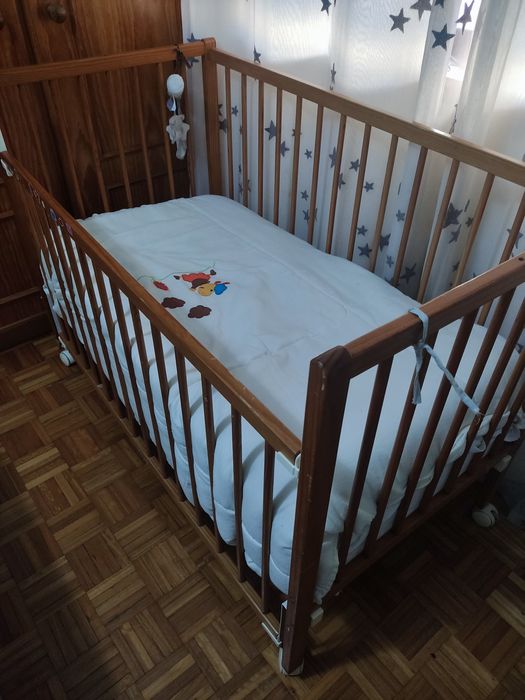 Berço bebê Trama