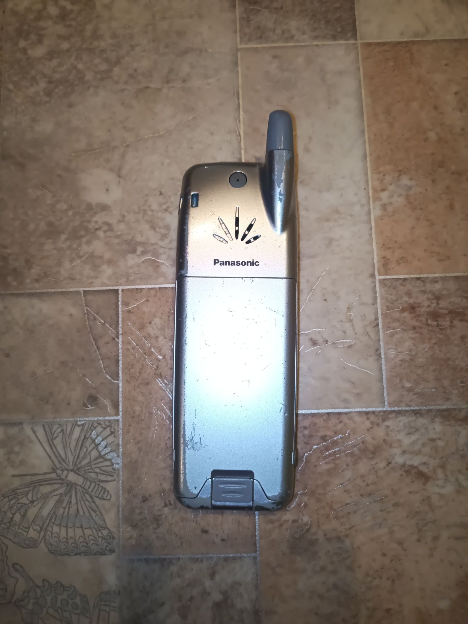 Продам мобильный телефон Panasonic