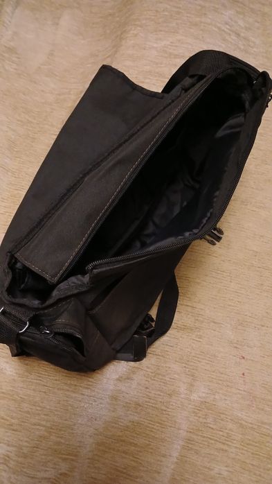 Продається сумка для чоловіків, чорна. Текстиль