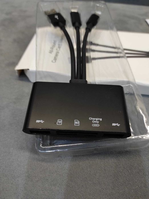 Adapter kart pamięci !! Czytnik kart. HUB Wyjścia USB, C , iPhone.