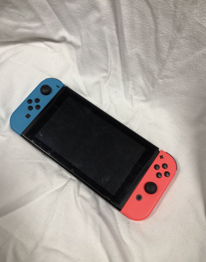 Nitendo Switch.