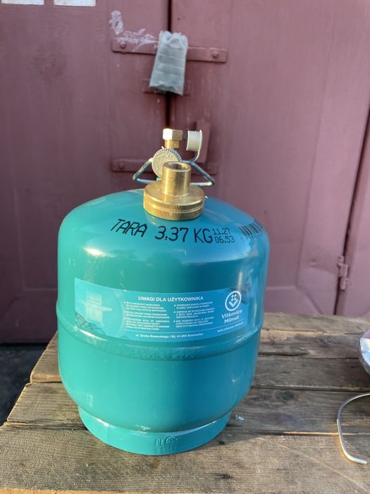 Балон газовий з заглушкою та насадкою для заправки