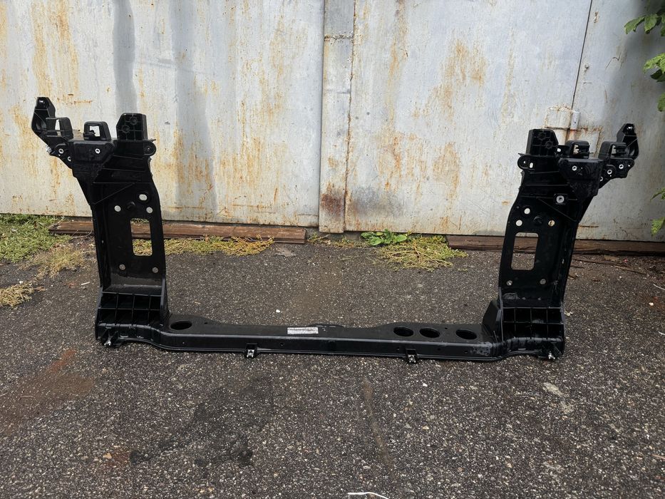 Передняя панель телевизор Hyundai Tucson 3