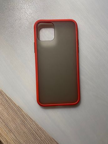 Чехол iphone 11 pro , чорний пластик, червоний силікон apple
