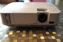 Projektor NEC M300W