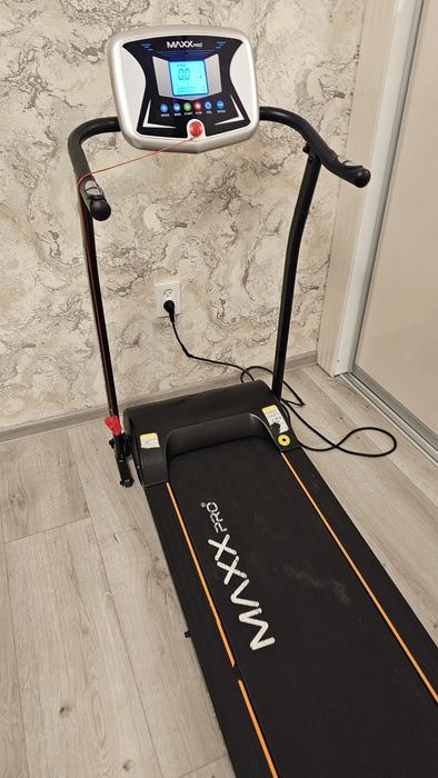 Бігова дорожка все працює