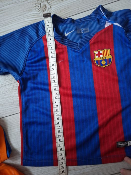Zestaw sportowe koszulki piłkarskie Barcelona Brazylia Holandia 80 74