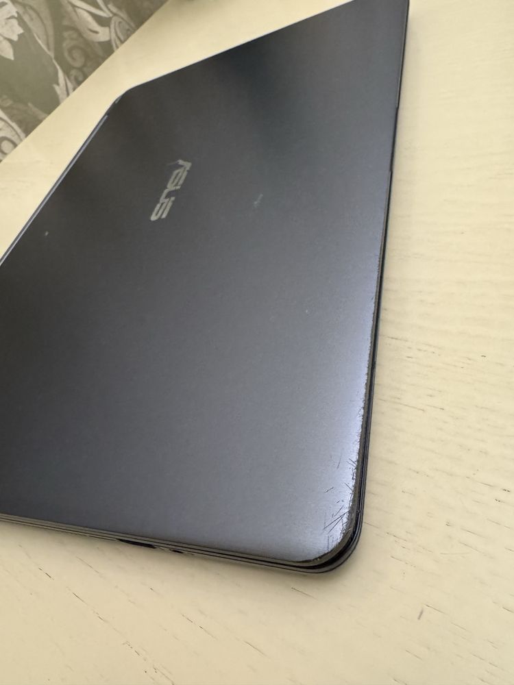 Ноутбук Asus X507M