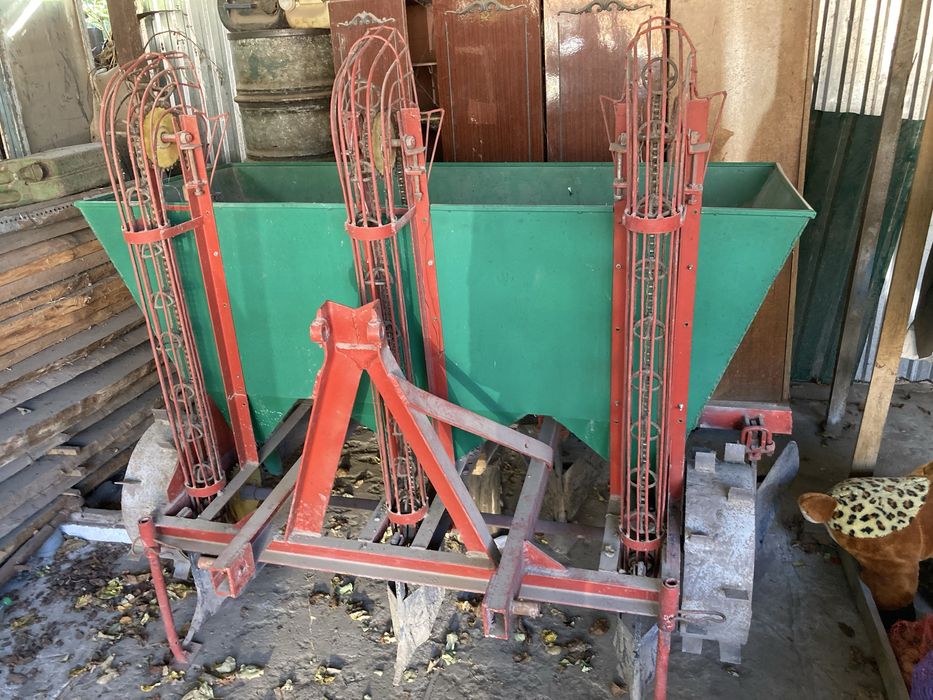 Картоплесаджалка