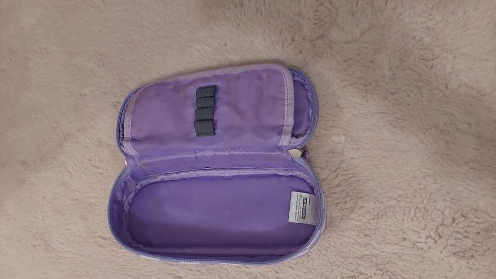 Plecak i piórnik Backs up