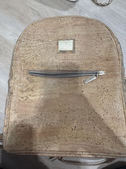 Plecak z prawdziwego korka