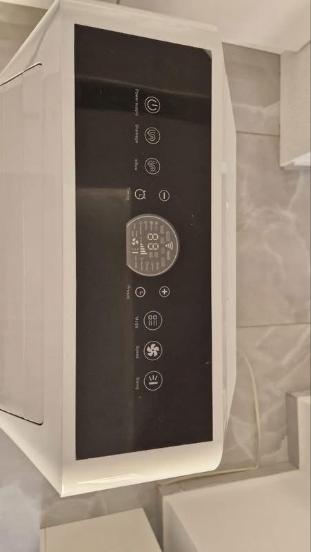 Продам мобільний кондиціонер Qlima PES 7225 (охолодження + обігрів)
