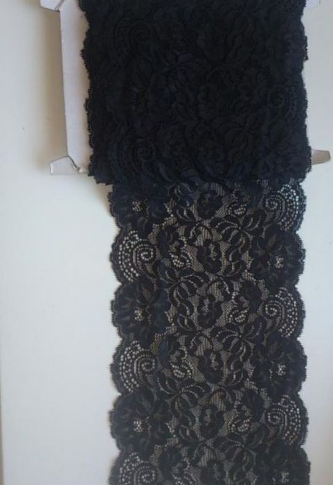 Nowa tasiemka koronkowa czarna szer.17cm czarna