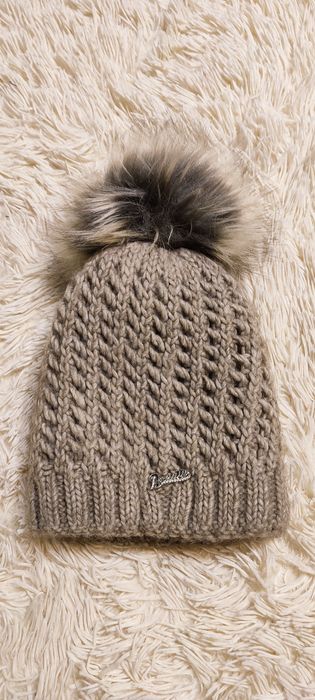 Zimowa czapka damska dzianinowa Jacob r. uniwersalny