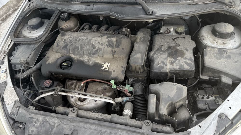 Peugeot 206 SW 1.4 gasolina viatura pra venda de peças